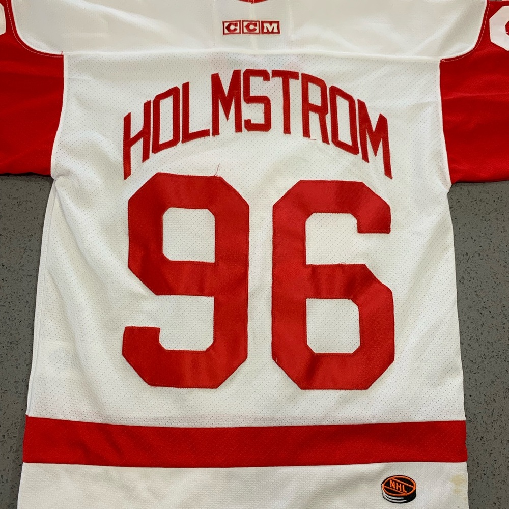 Authentic Signed Red Wings Jersey See Details